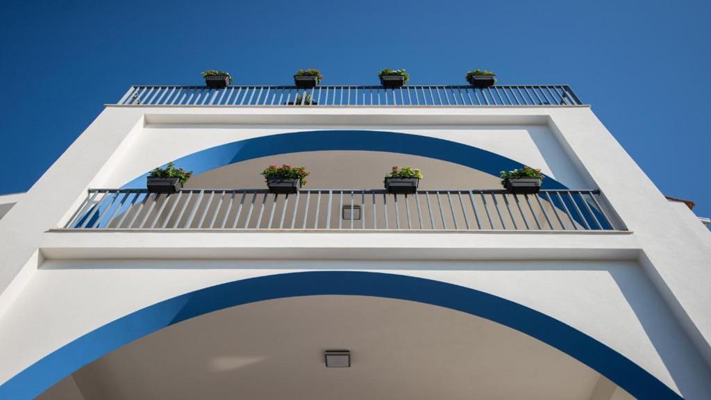 Karma Resort Venetico Exterior photo